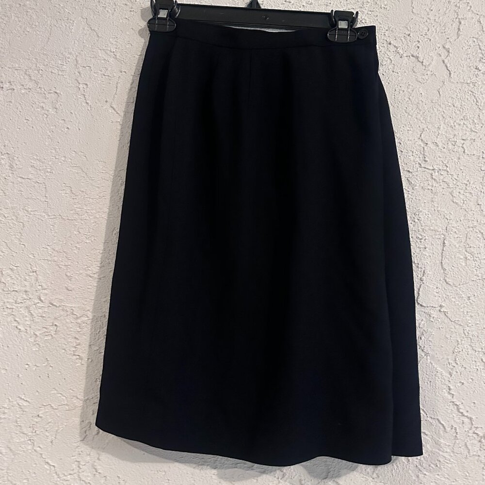 BISTY (Tokyo Style) Elegant Black Skirt – Made in Japan – Size 38